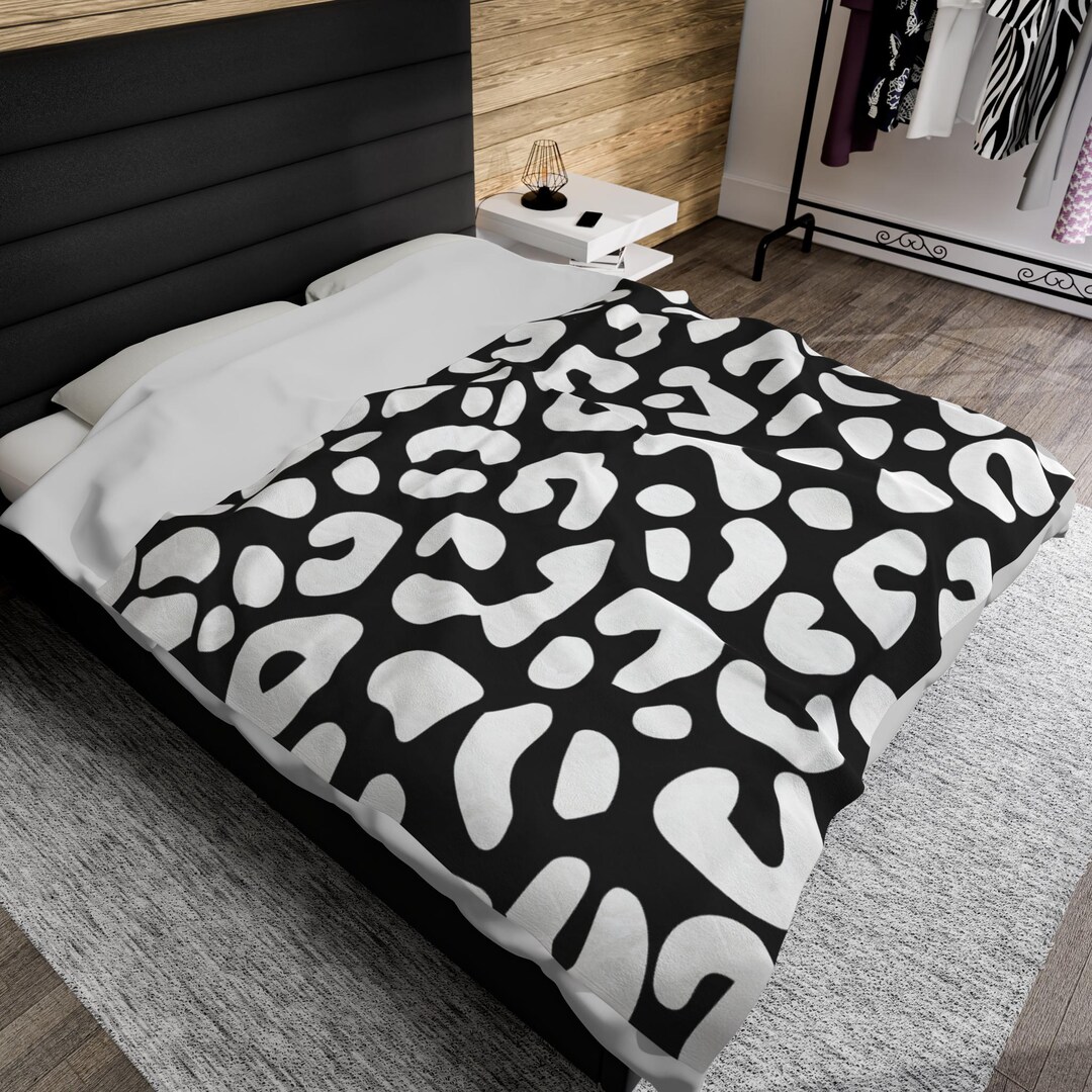 Footed Sleeper - Cheetah / Pewter - Organic Cotton main image 1