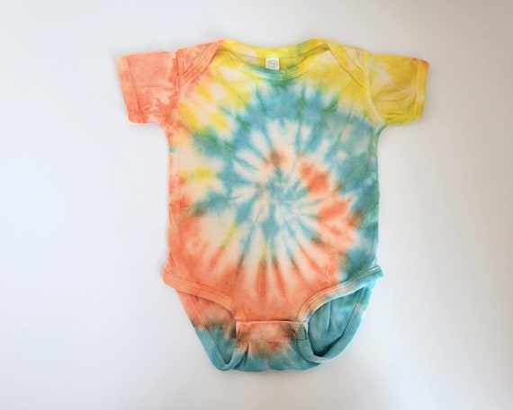 Customizable Three Coloured Spiral Tie Dye Baby Bodysuit- Non-Toxic Dye