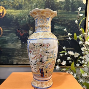 Hand-Painted Oriental Style Heron Motif 10" Vase | Vintage Oriental Vase | Chinoiserie Chic Home Decor | Grandmillennial Home Decor