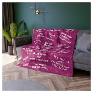 Roze BravoTV Real Housewives Quote Crushed Velvet Deken | Bravoholic-merchandise | Rhop Rhony Rhonj Rhobh Rhoslc Rhoa Rhom | Cadeau BravoTv-fan