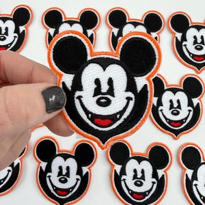 Disney Halloween-Aufnäher zum Aufbügeln: Mickey Mouse, Vampir, Minnie Maus, Hexe, Daisy, Maleficent – gestickter Disney World Halloween Fest-Aufnäher