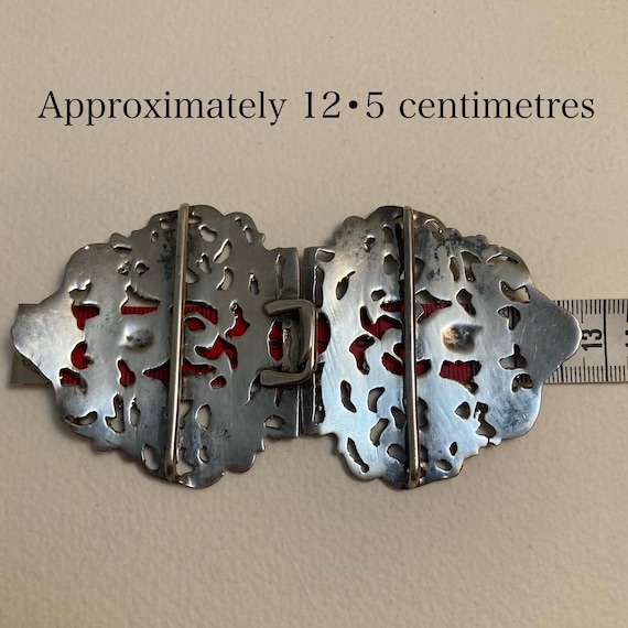 Nurse’s buckle. Chester 1901, fully hallmarked so… - image 3