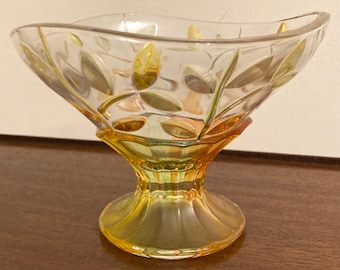 Due Zeta hand decorated small tree of life pedestal bowl. Label on base of vase. Venice  made in Italy.