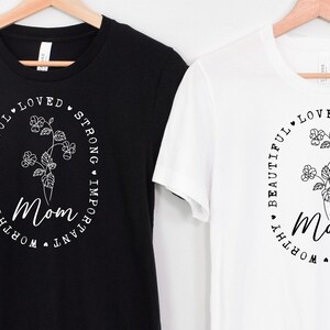 Mom loved Unisex Jersey Short Sleeve Tee
