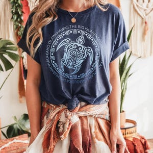 Sea Turtle Tribal Hawaiian Hawaii Turtles Lover T-Shirt, Save A Turtle Lovers Gifts, Maori Sun Honu Ocean Blue Island Tattoo Style, Present,