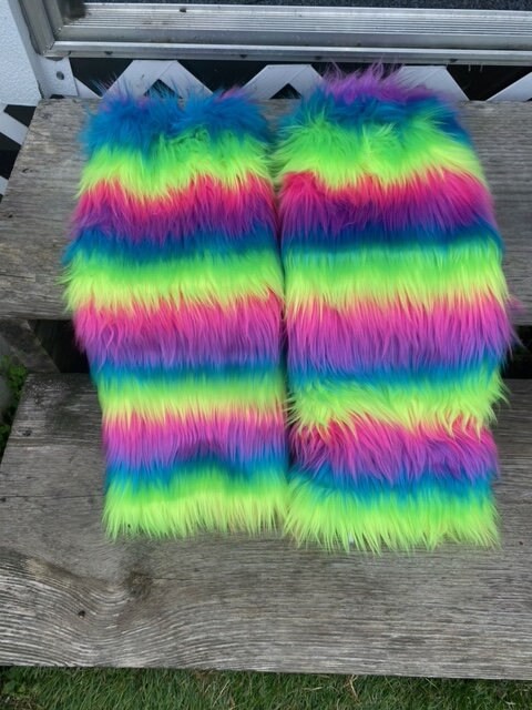 fluffy mardi gras leg warmers