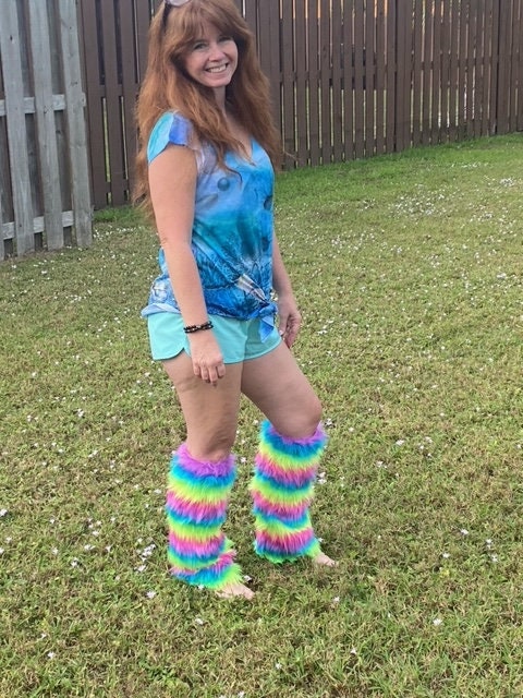 fluffy mardi gras leg warmers