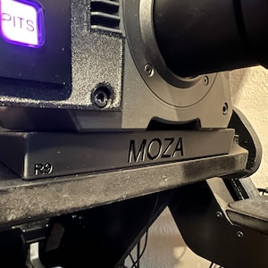 Moza R9 Slim 10* angle mount