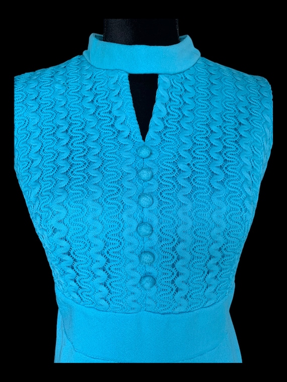 True Vintage 1970's Turquoise Sleeveless Maxi Pol… - image 1