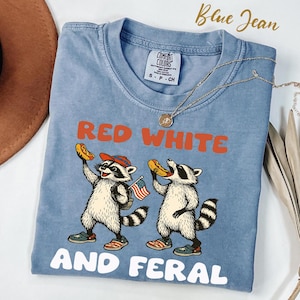 Waschbär Shirt rot weiß und wild | Lustiges Waschbär 4. Juli Tee | Vaterländisches Hot Dog Shirt | 'Merica Tee | USA Waschbär Comfort Colors Shirt