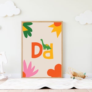 Impresión de dinosaurio con la letra D para guardería • Arte de pared para dormitorio infantil • Arte de pared para guardería • Arte de pared con colores primarios • Impresión inicial • Arte de pared imprimible