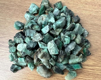 Rough Emerald (4oz)