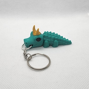 3D Printed Alligator with Crown Keychain – Funny Reptile Royalty Gift | King Gator Charm | Custom Animal Key Ring for Backpack or Purse