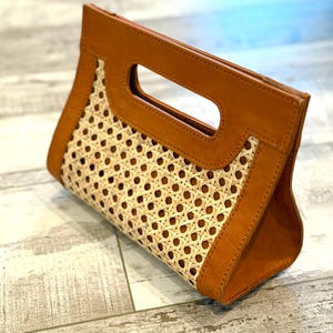 Woven Rattan Clutch Bag – Handmade Cane Purse with Tan Leather Trim, Boho Summer Handbag, Rustic Chic Evening Bag with Handle
