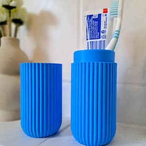 Ribbed Toothbrush & Toothpaste Holder