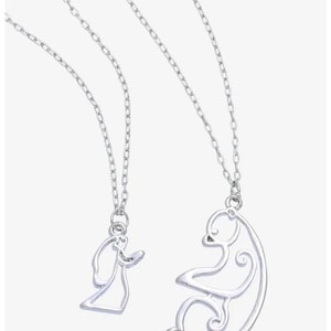 Juego de collar para madre e hija de Disney Brave Merida y Queen Elinor Bear en plata de ley 925. Regalo para el Día de la Madre para mamá. Regalos para hija.