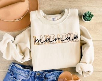 Labrador Mom Sweatshirt, Labrador Mom Shirt, Lab Mom Sweater, Labrador Dog Mom Gift, Labrador Mom Crewneck, Dog Lover Shirt, Labrador Shirt