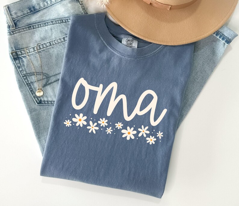 Camiseta de abuela con colores cómodos, camiseta de abuela con flores silvestres, regalo para abuela, regalo para abuela primeriza, anuncio de embarazo, abuela alemana, camiseta para abuela Blue Jean