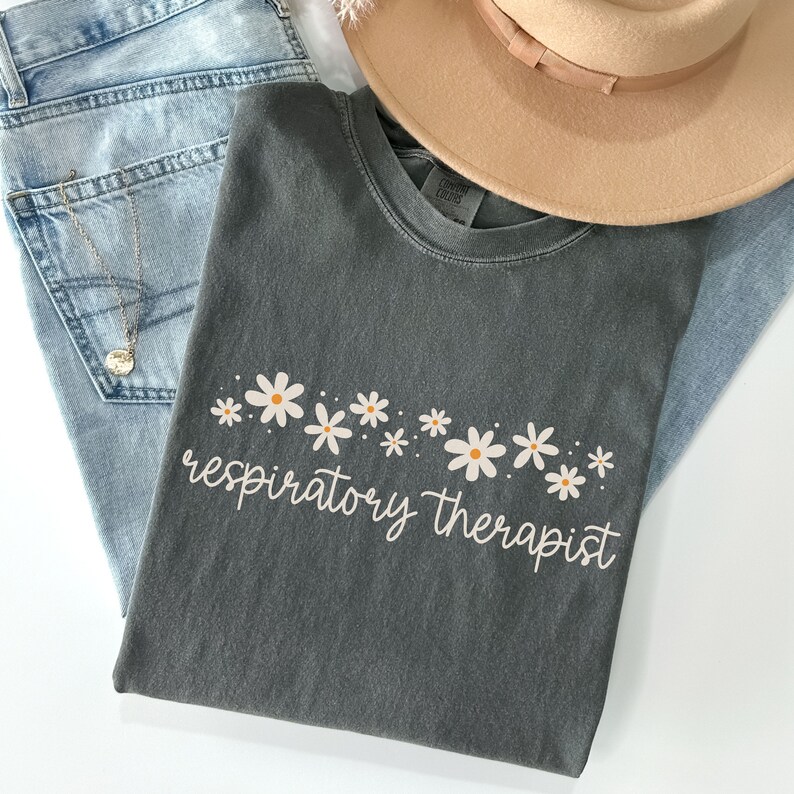 Comfort Colors® Respiratory Therapist Shirt, Pulmonology Tee, Daisy Respiratory Therapy Shirt,Gift For Respiratory Therapist Gifts,RT Tshirt Pepper