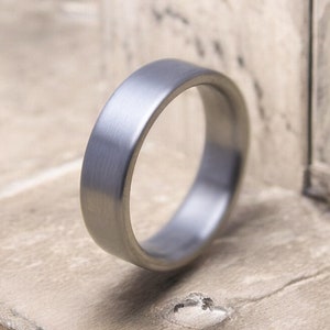 Minimalist Titanium Ring - Industrial Modern Ring - Brushed Finish - Wedding Band - Mens Gray Ring - Simple Titan Band - 5 Year Anniversary