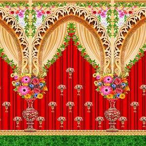 Pode incluir: Um pano de fundo decorativo vermelho e dourado com três arcos, cada um adornado com guirlandas de flores e um vaso de flores coloridas. O pano de fundo é perfeito para um casamento ou outro evento especial.