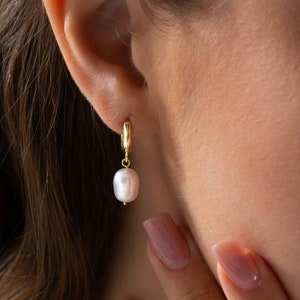 Pearl Drop Earrings , Baroque Pearl Earrings , Vintage Style Earrings , Pearl Jewelry , Bridesmaid Gifts , Anniversary Gift image 5