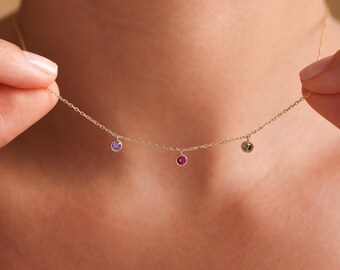 18K Gold Family Birthstone Necklace: Personalized Gemstone Jewelry