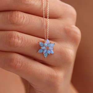 Collier fleur de lotus opale blanche : argent sterling, cadeau élégant