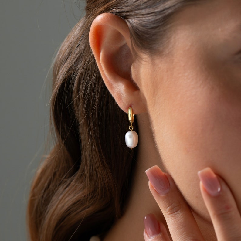 Pearl Drop Earrings , Baroque Pearl Earrings , Vintage Style Earrings , Pearl Jewelry , Bridesmaid Gifts , Anniversary Gift image 3