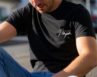 Papa T-Shirt  | Herrenshirt | personalisiertes Papa Shirt | Papa est | Geburtstag | Geschenkidee Papa | Vatertag | Carmella Design