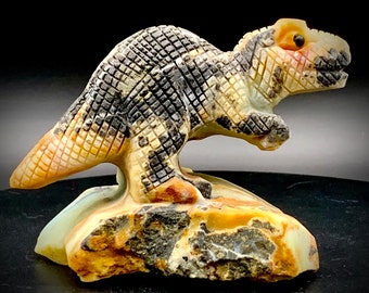 Dinosaur - Hand carved - Caribbean Calcite - Incredible detail