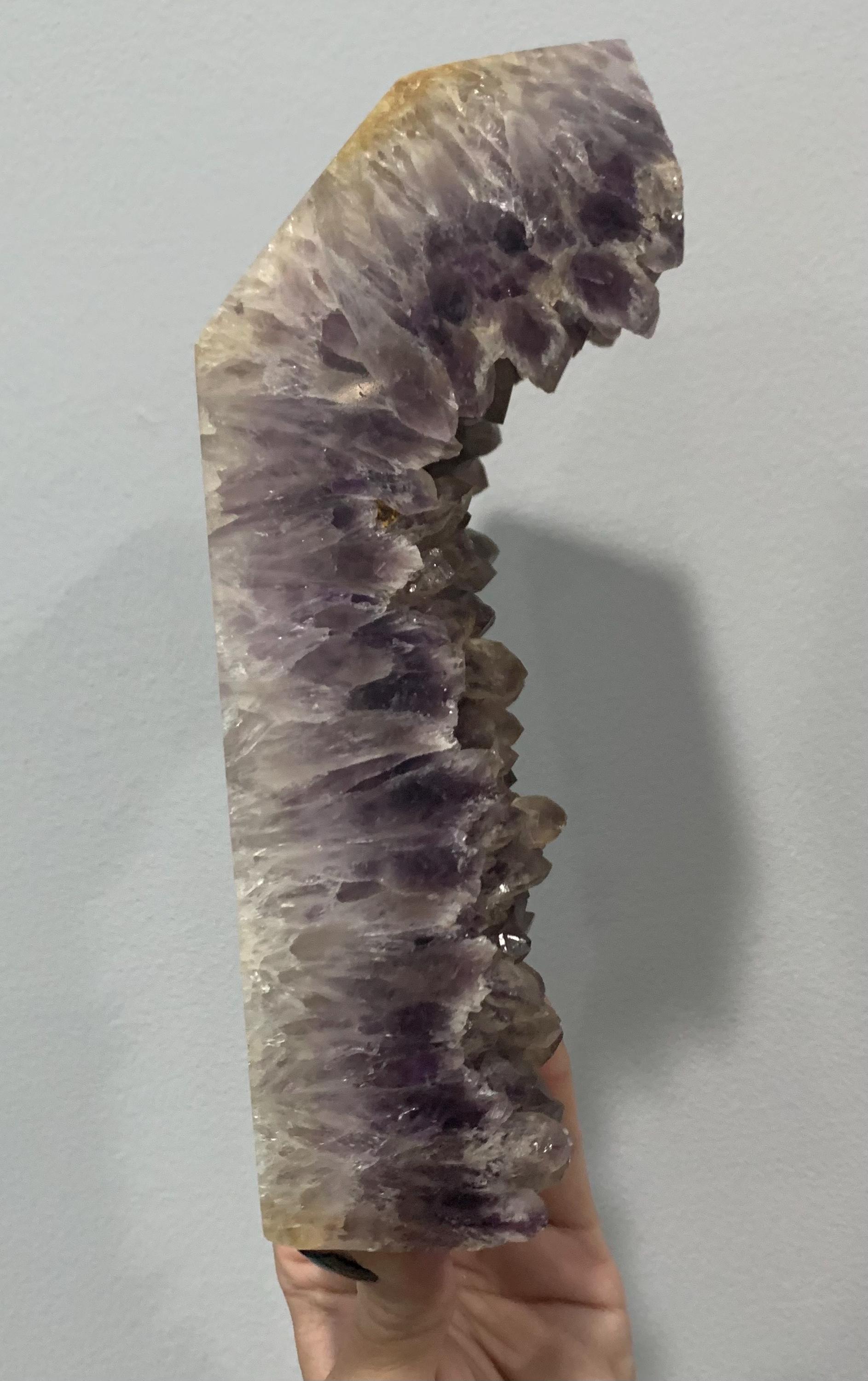 見事な天然アメジスト クラスター ポイント タワー - 唯一無二 - 3.11