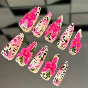 3D Flower Press-On Nails: Animal Paradise Mixed Set