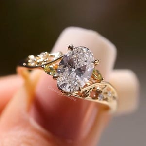3ct Floral Oval Moissanite Engagement Ring: 14K Gold Vintage Style