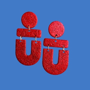 Boucles d'oreilles rouges, modernes et légères, tiges hypoallergéniques en acier inoxydable