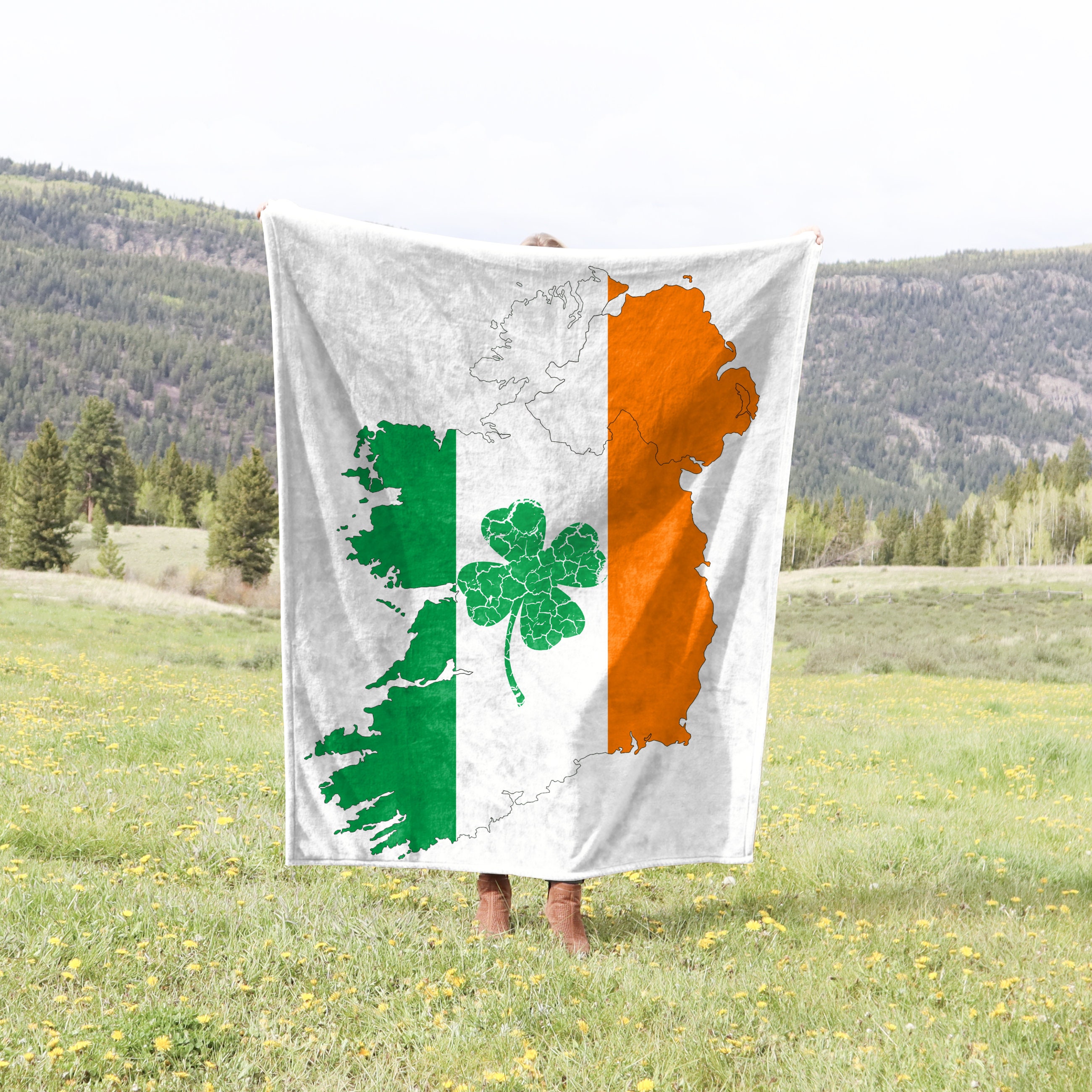 Ireland Blanket Shamrock Throw Ireland Flag Blanket Warm Blanket for Outdoor Activity or Event Birthday Gift