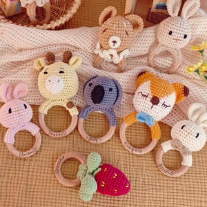 Personalized Animal Crochet Rattle, Animal Rattle with Babies Name, Custom Baby Shower Gift, Name Engraving Rattle, Baby Shower Gift
