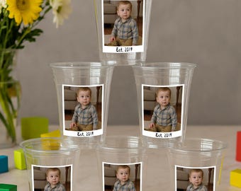 Personalisierte Geburtstagsfotobecher 16 Unzen, benutzerdefinierte Plastikbecher mit Gesichtsbild, Vintage Est Year Partydekoration, Geburtstagsbevorzugungen