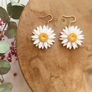 Handmade Daisy Earrings in Polymer Clay Gold