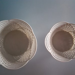 White bowl &quot;Athena&quot; made of hand-woven porcelain