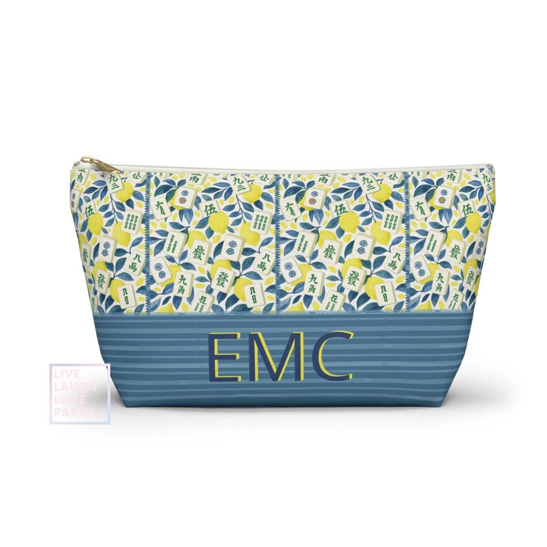 A chinoiserie inspired personalized mahjong bag with a fun blue and white lemons pattern.