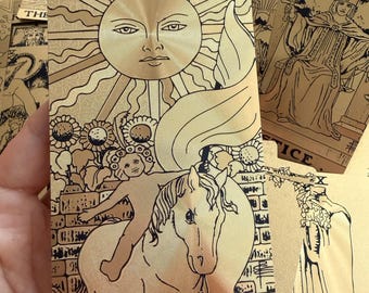 LUXURY GOLD TAROT, Gold  Foil Tarot, Beginners Tarot, Tarot Deck 78 Cards, Bestselling Tarot, Rider Waite Tarot, Tarot Guidebook