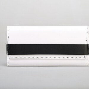 ITOSHIOSHI Long Leather Wallet with Black Belt