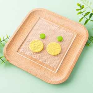 Leaf pattern acrylic texture mat, with cutter, polymer clay texture sheet for making clay jewelry, earing image 3