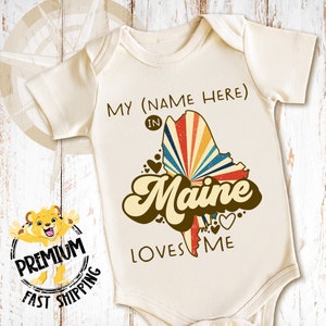 Personalized Maine Retro Onesie® - Someone In Maine Loves Me Shirt - Cute Custom State Family Present - Adorable New Parent Gift - 0862