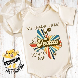 Personalized Texas Retro Onesie® - Someone In TX Loves Me Shirt - Cute Custom State Family Present - Adorable New Parent Gift - 0847