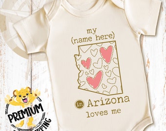 Personalizado Arizona Onesie®, Alguien en Arizona me ama Onesie®, Arizona Baby Onesie®, Retro Arizona Onesie®, N0926
