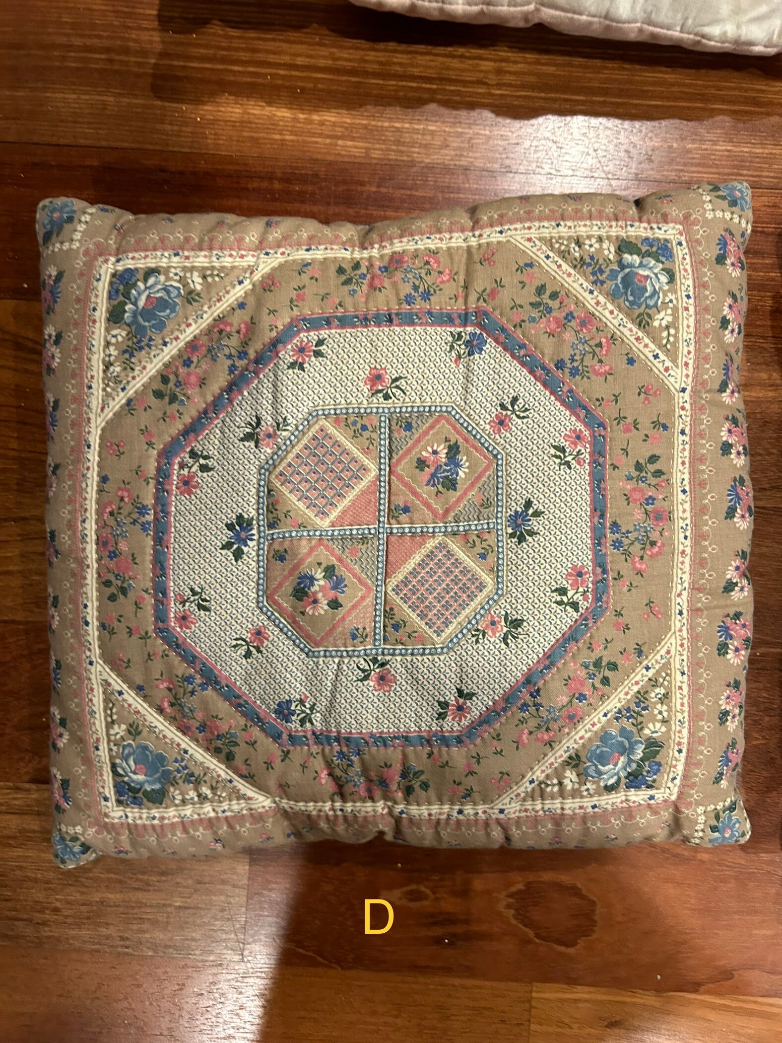 Primitive Quilt Throw Pillows Estate Sale Find Etsy