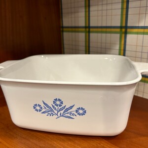 Corning Ware Cornflower Blue 1-1/2 QT Pan P-4-B