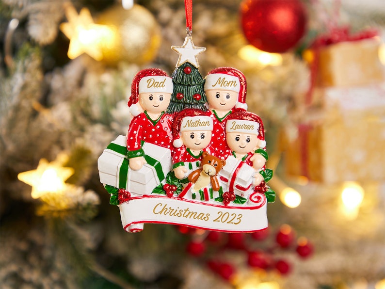 2023 Family Ornament With Names Custom Family Christmas Gift Personalized Name Engraved Ornament 2023 Personalized Xmas Gift Christmas Décor image 3